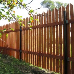 Деревянный забор для дачи